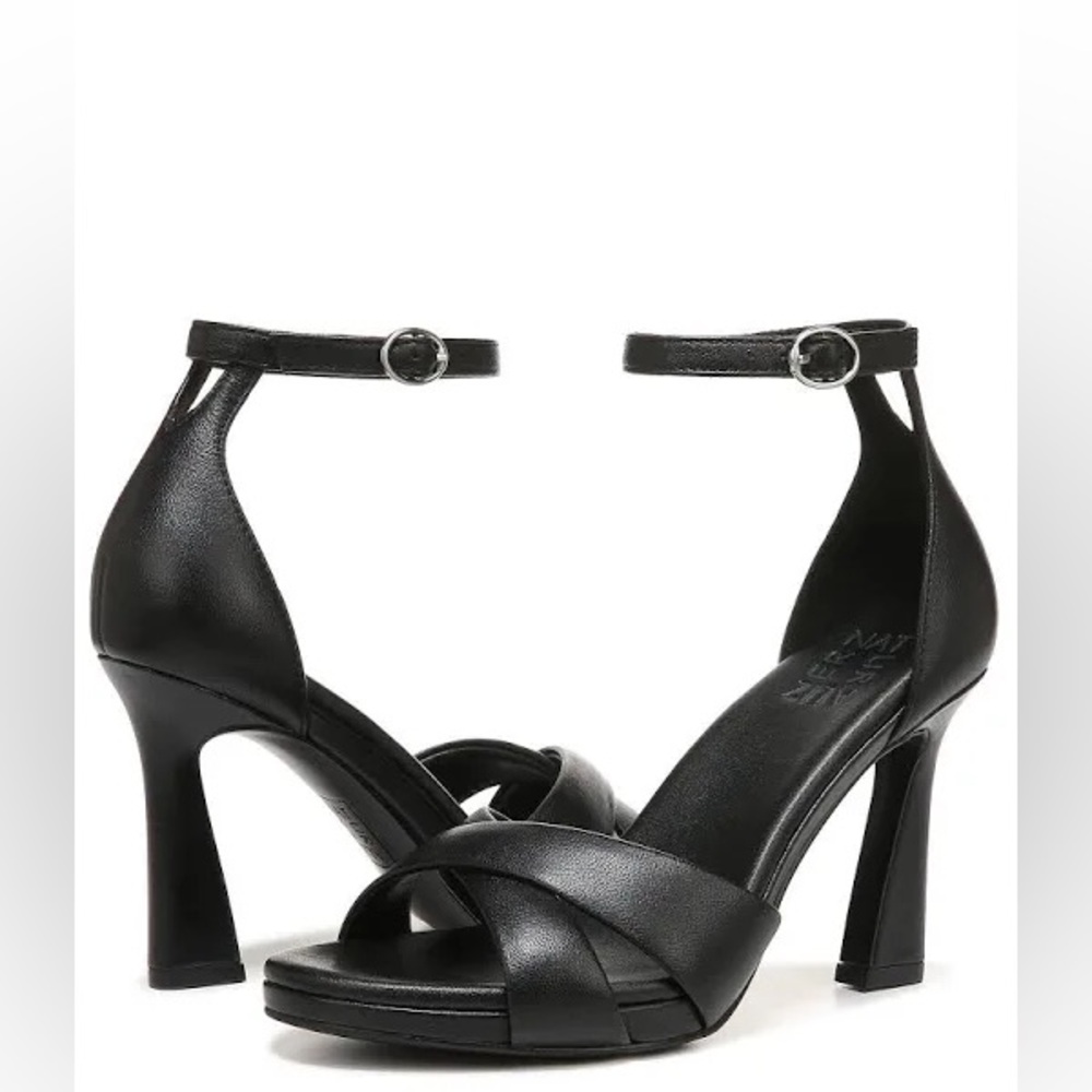Naturalizer Women’s Lizbeth Strappy Open Toe Sandal Heels Black Size 8.5